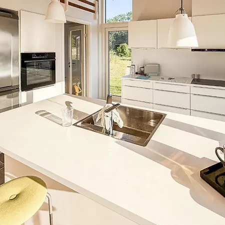 3 Bedroom Gorgeous In Nyaraló Augustenborg