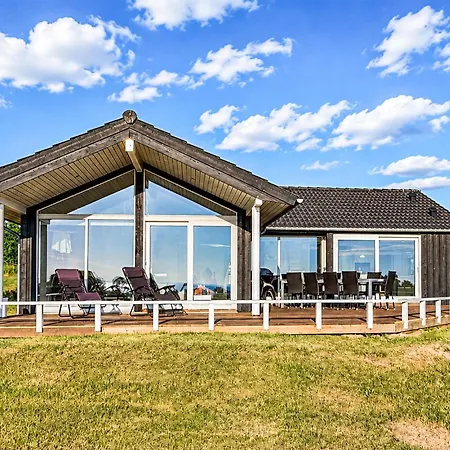 3 Bedroom Gorgeous In Nyaraló *